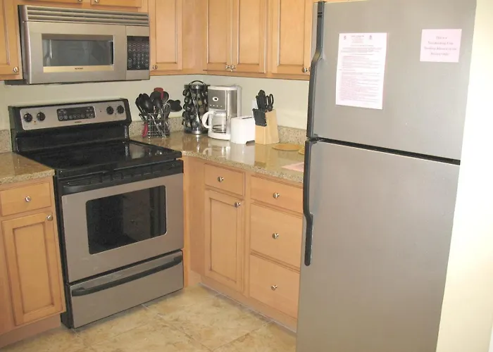 Colony Club M6 Holiday home