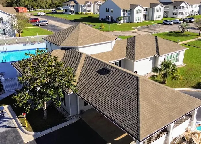 Colony Club M6 Holiday home